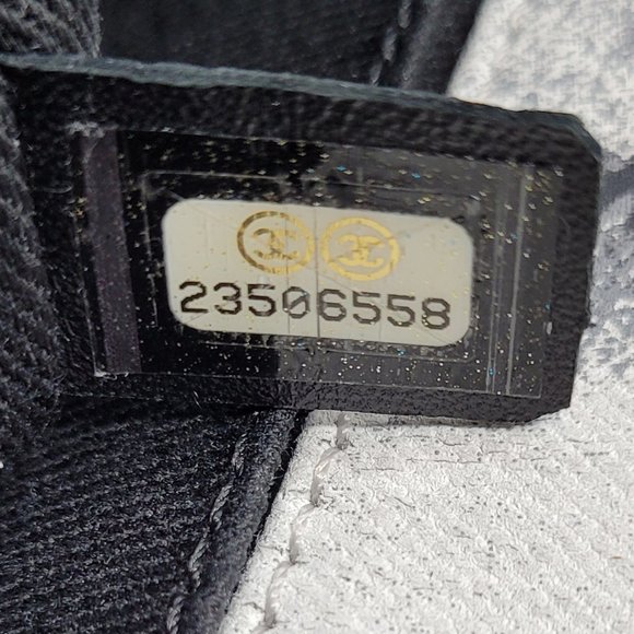 Chanel Camellia CC Tote in Printed Canvas - Picture 10 of 10